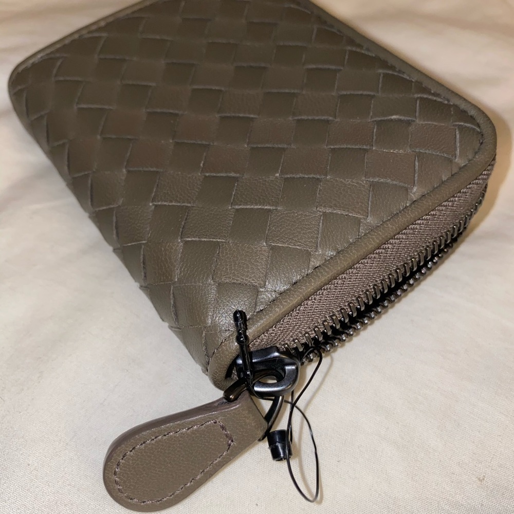 New Bottega Veneta Wallet